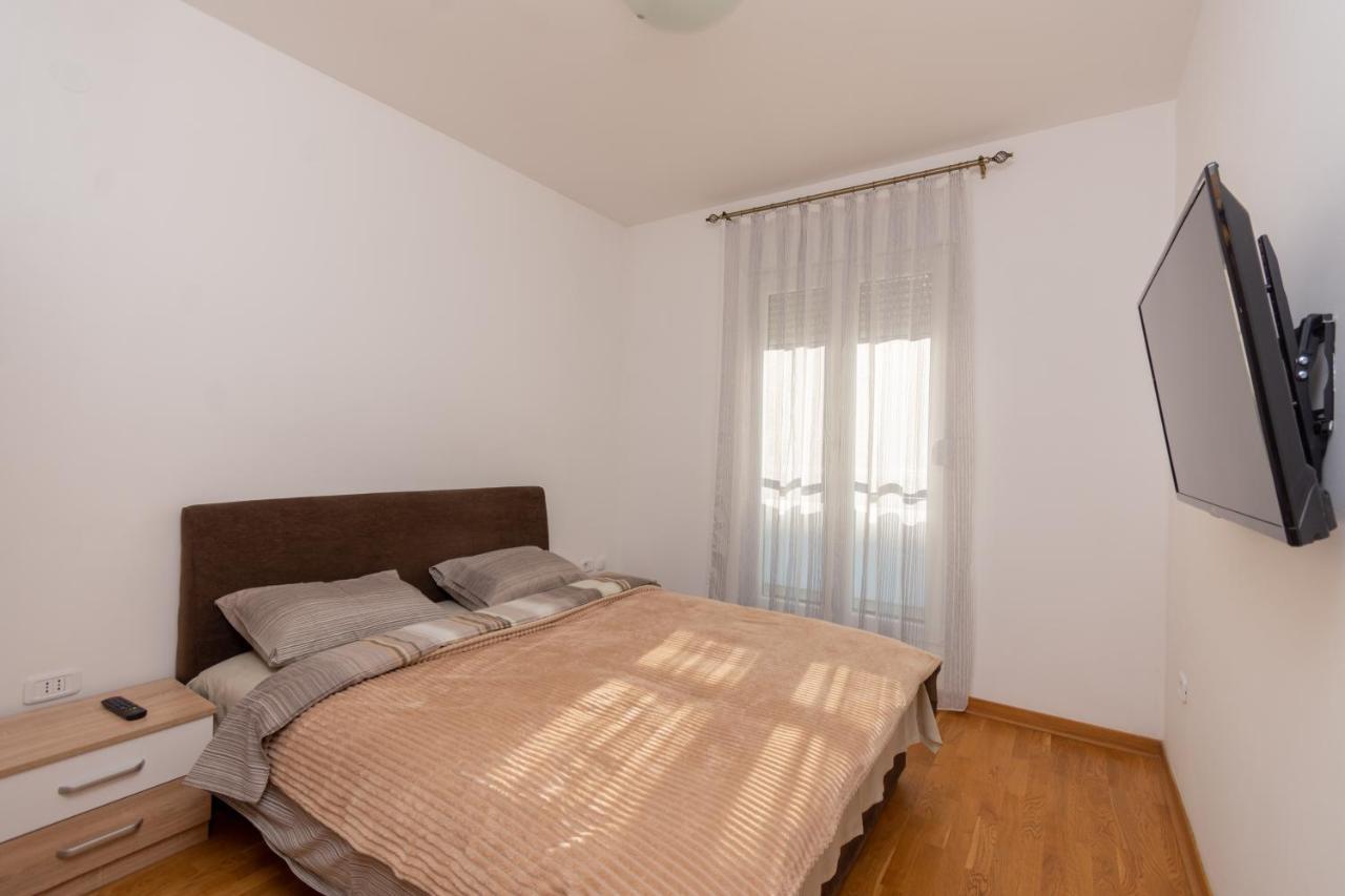 City Compass Apartment 2 Podgorica Exterior photo